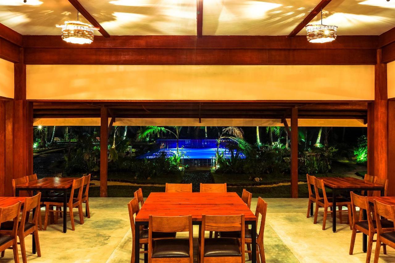 Retreat Siargao Resort General Luna  Buitenkant foto